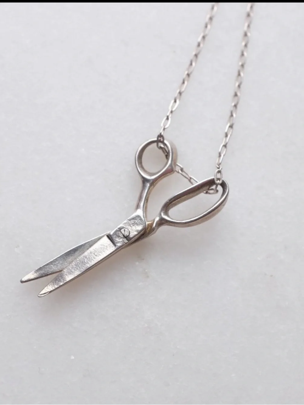 ERICA WEINER VINTAGE STERLING SILVER SCISSORS PENDANT NECKLACE EXCELLENT